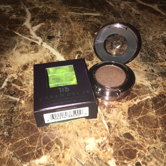 Urban Decay Other - Brand new Urban Decay Single Eyeshadow